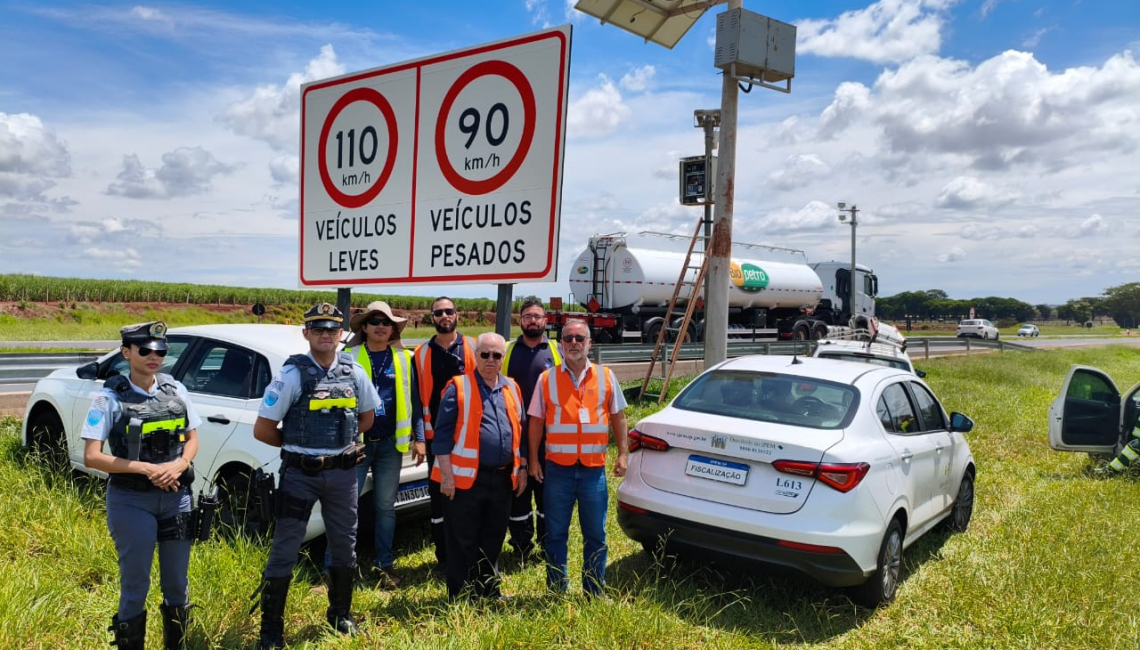 Em Sertãozinho, Ipem-SP verifica radar na rodovia SP 333